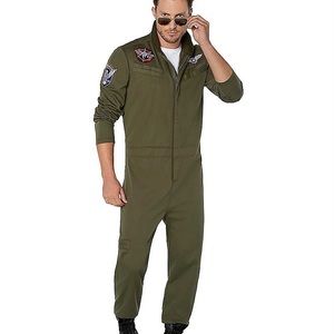 Pilot mens Halloween costume. Size large. Bought at Spirit Halloween